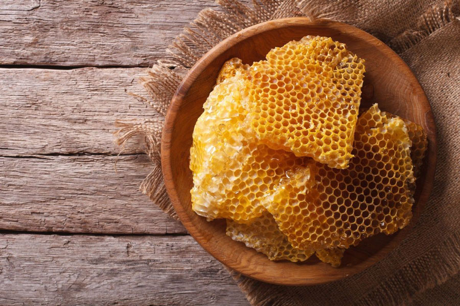 جدا کردن موم از عسل